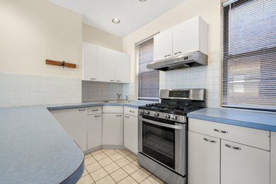 15 Thacher St unit 2, Boston, MA 02113 - photo 3