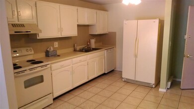 82F Constitution Dr unit F, Londonderry, NH 03053 - photo 7