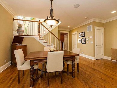 4909 N Hoyne Ave, Chicago, IL 60625 - photo 5