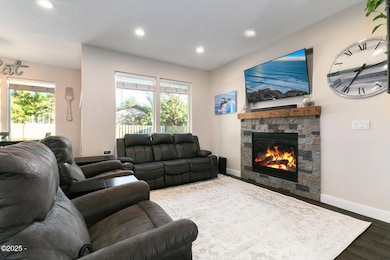 250 SE Hazelton Place, Depoe Bay, OR 97341 - photo 6