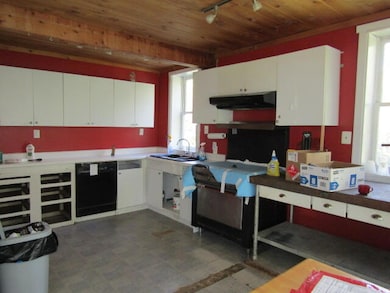 518 Betts Rd, Orrington, ME 04474 - photo 4