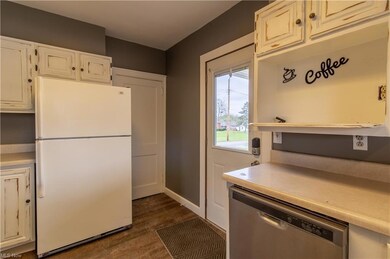 46415 Wyoming Ave, East Liverpool, OH 43920 - photo 5