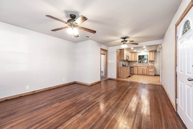 233 Mclemore Dr, Alvin, TX 77511 - photo 6