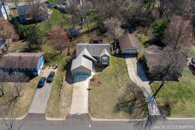638 Hayes St Holland-8