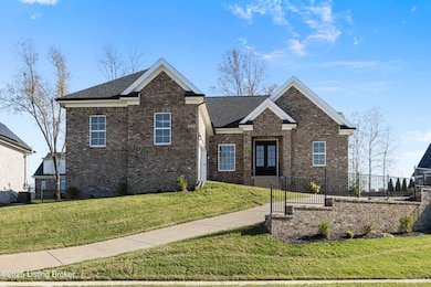 1630 Harmony Pointe Cir, Prospect, KY 40059 - photo 3