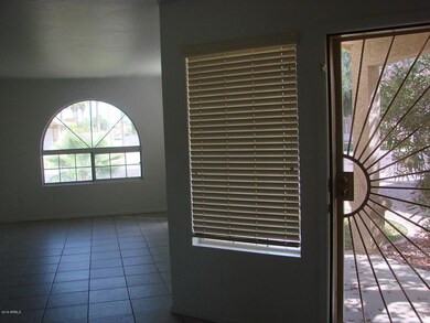 FRONT LIVING ROOM/ENTRY DOOR
