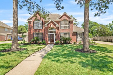 302 Windsor Dr, Friendswood, TX 77546 - photo 2