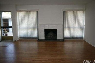 Living room and fire place 
