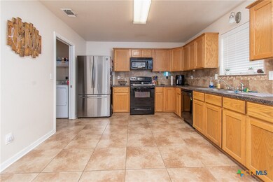 1009 Macy Dr, Troy, TX 76579 - photo 5