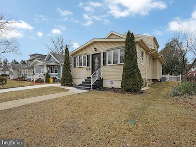 118 S Haviland Ave, Audubon, NJ 08106 - photo 2