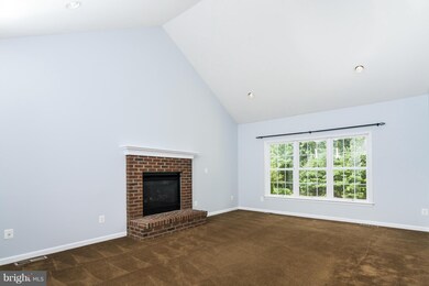 25362 Justice Dr, Chantilly, VA 20152 - photo 7