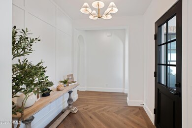 8335 E Regina Cir, Mesa, AZ 85207 - photo 5