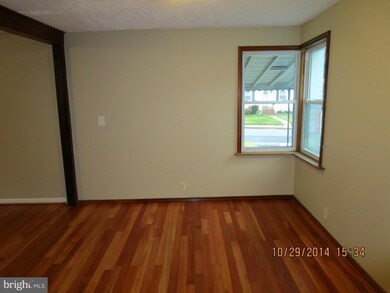 6411 Glenoak Ave, Baltimore, MD 21214 - photo 5