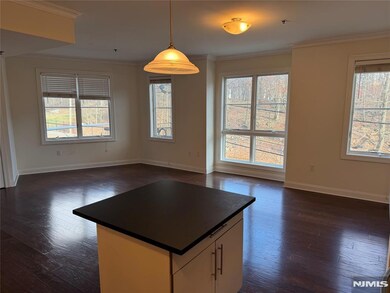 2001 Hudson Terrace unit 305, Fort Lee, NJ 07024 - photo 4