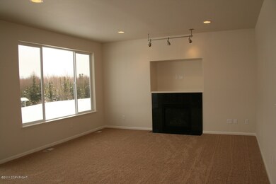 Family Room *like Photo*