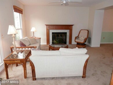 18023 Rocky Ridge Ln, Olney, MD 20832 - photo 3