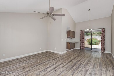 1016 E Utopia Rd, Phoenix, AZ 85024 - photo 5