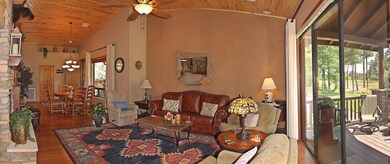 Living Room Pan