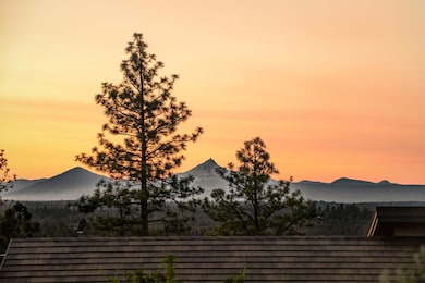 3487 NW Greenleaf Way, Bend, OR 97701 - photo 7