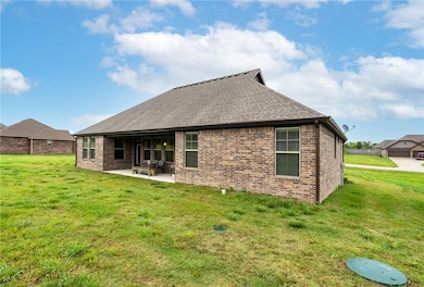 14897 Tikaani Dr, Siloam Springs, AR 72761 - photo 3