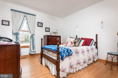 2250 Wildwood Cir, Amissville, VA 20106 - photo 4