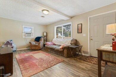 1218 Lenore Ave, Lansing, MI 48910 - photo 4