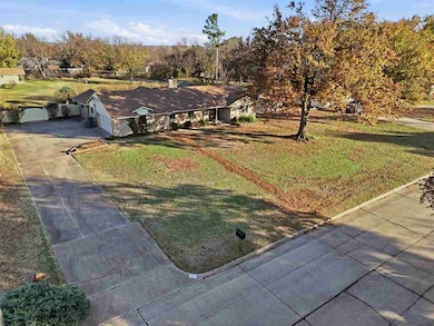 1211 N Skyline St, Stillwater, OK 74075 - photo 5