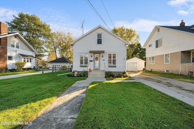 116 N Maple St, Oak Harbor, OH 43449 - photo 3