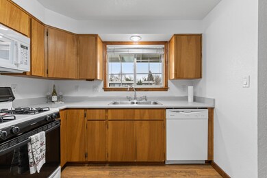 Kitchen Side 2