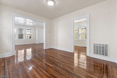 24 Irving Ave unit 26, Newark, NJ 07112 - photo 2