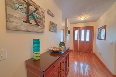 1081 Ridge Dr, Circleville, OH 43113 - photo 4