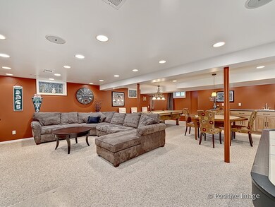 880 S Kent Ave, Elmhurst, IL 60126 - photo 4