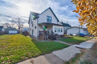 349 6th Ave SW, Cedar Rapids, IA 52404 - photo 2