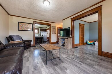 314 W 9th St, Auburn, IN 46706 - photo 5