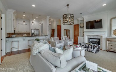 128 N Maple St Suite B-20