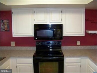 208 Michelle Ct unit 208, Newark, DE 19711 - photo 3