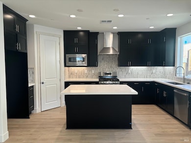 227 Echols Dr, Martinez, CA 94553 - photo 2