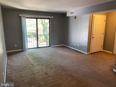 830B Putnam Blvd unit 54B, Nether Providence Township, PA 19086 - photo 2