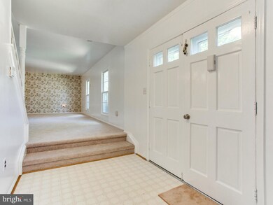 10133 Brandon Way, Manassas, VA 20109 - photo 2