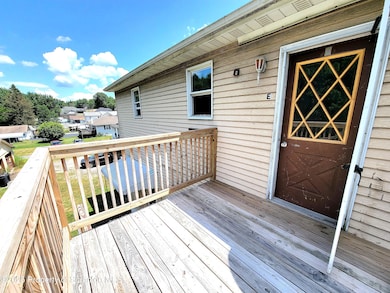 134 S Main St unit E, Archbald, PA 18403 - photo 3