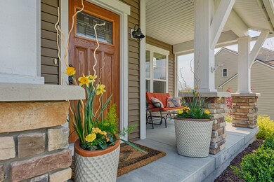 03 Front Porch