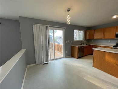 5579 S Versailles St, Aurora, CO 80015 - photo 5