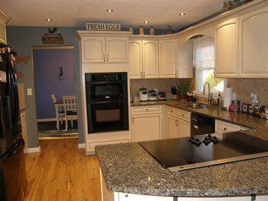 820 Pinehurst St, Marysville, OH 43040 - photo 5