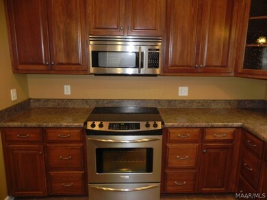 132 Lilac Ln, Dothan, AL 36305 - photo 3