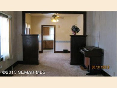 405 4th St SW, Austin, MN 55912 - photo 2