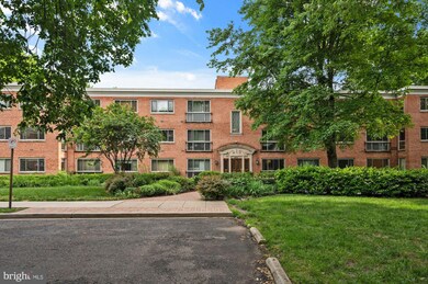2711 Ordway St NW unit 311, Washington, DC 20008 - photo 4