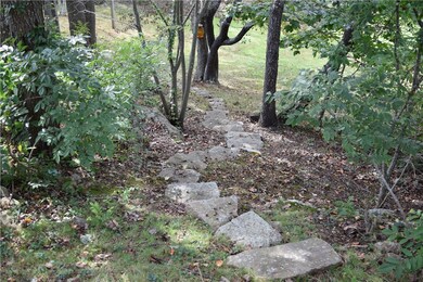 105 Ruggles Ave, Newport, RI 02840 - photo 5