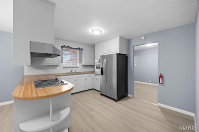 220 E 8th St, Marissa, IL 62257 - photo 5