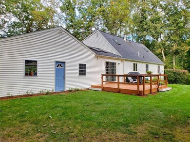 39 Suzanne Ct, West Greenwich, RI 02817 - photo 3