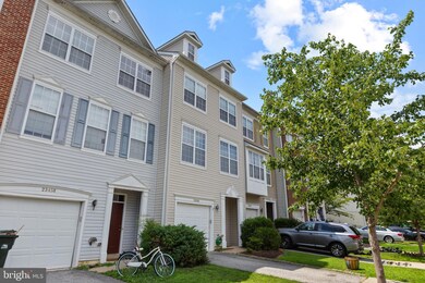 23450 Dahlia Cir, California, MD 20619 - photo 3